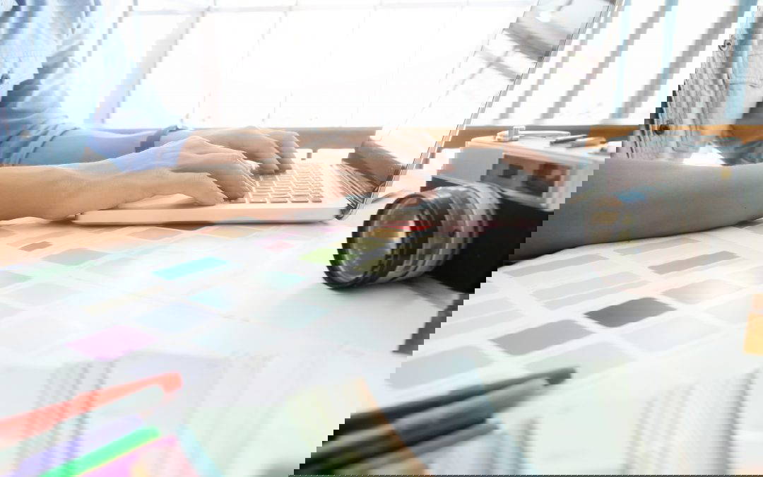 Why you should spend ACTUAL money on a logo for your business in the early stages!